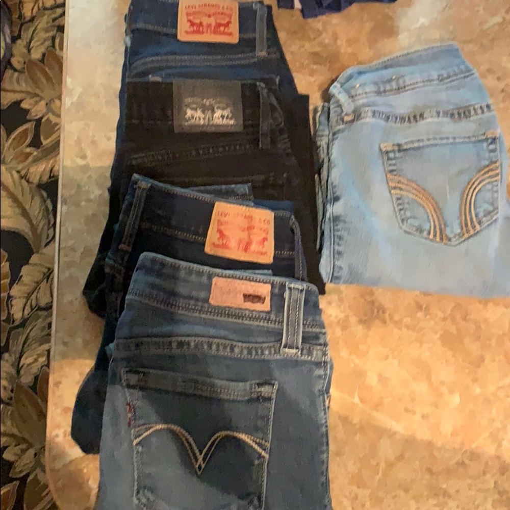 Levi’s & one hollister size 0 and 24/25